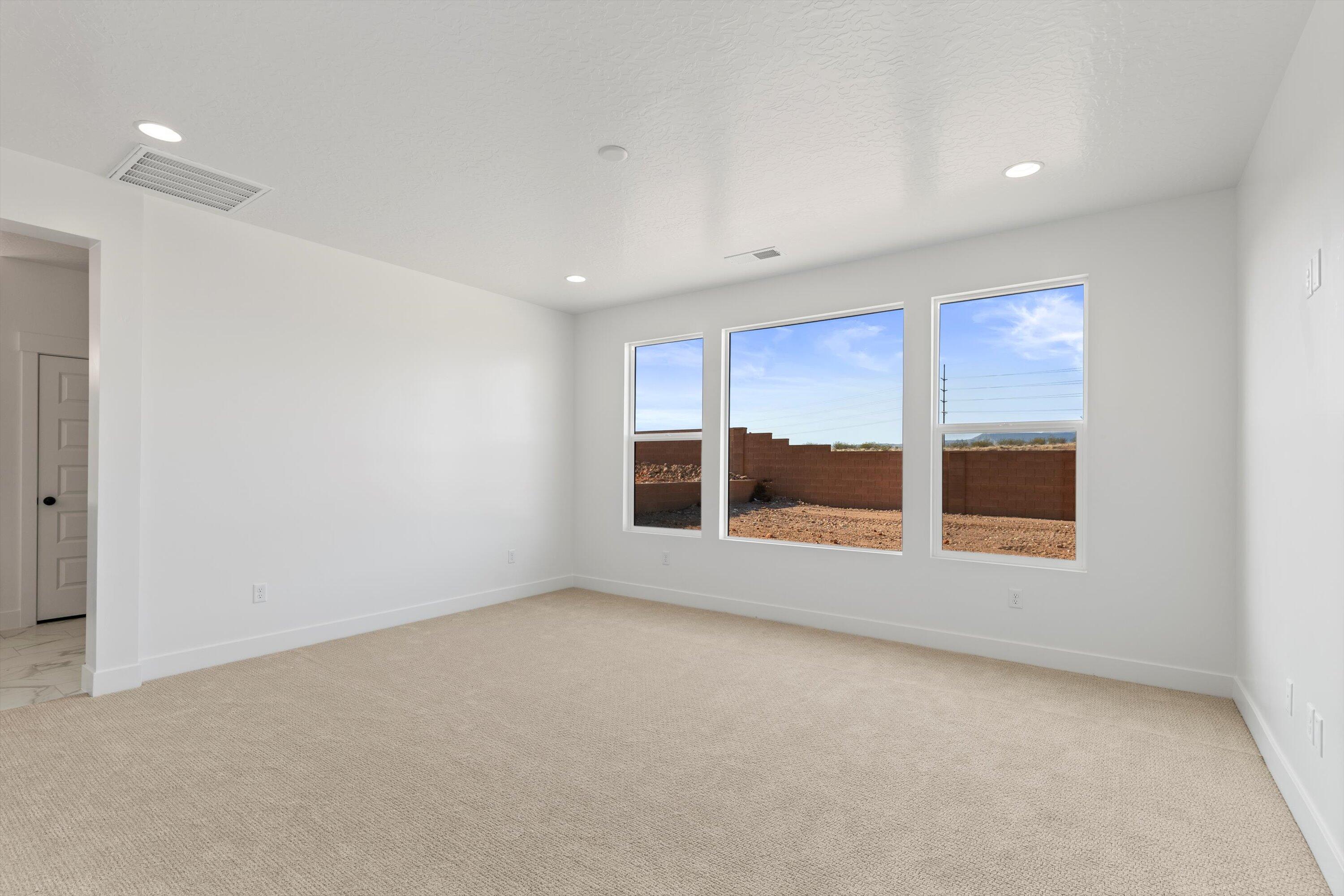 110 White Hills Street St. George, UT 84790 - Photo 9 of 24 15-IMG_0299