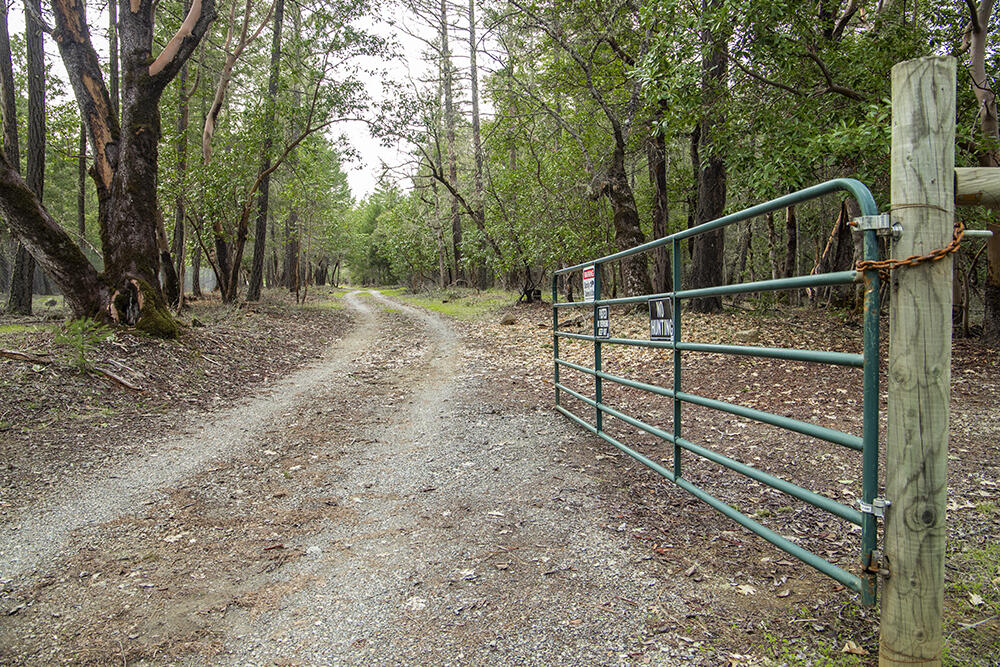 15150 Water Gap Road Williams, OR 97544 - Photo 53 of 53 58