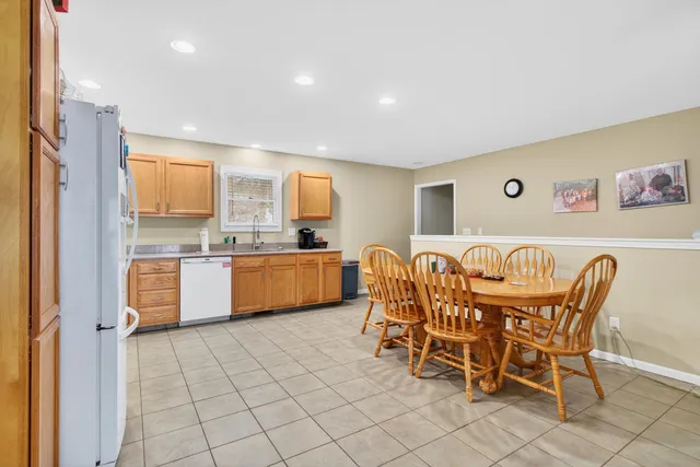 $324,900 | 2415 Scott Road, Parma, MI 49269