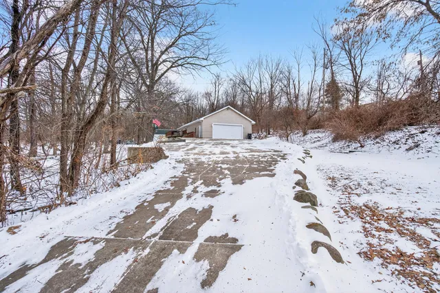 $324,900 | 2415 Scott Road, Parma, MI 49269