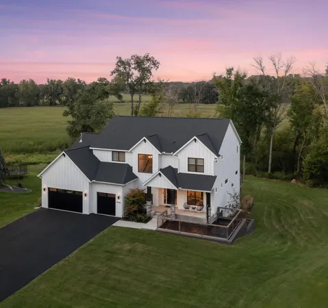 $1,925,000 | 15484 Minnetonka Boulevard, Minnetonka, MN 55345