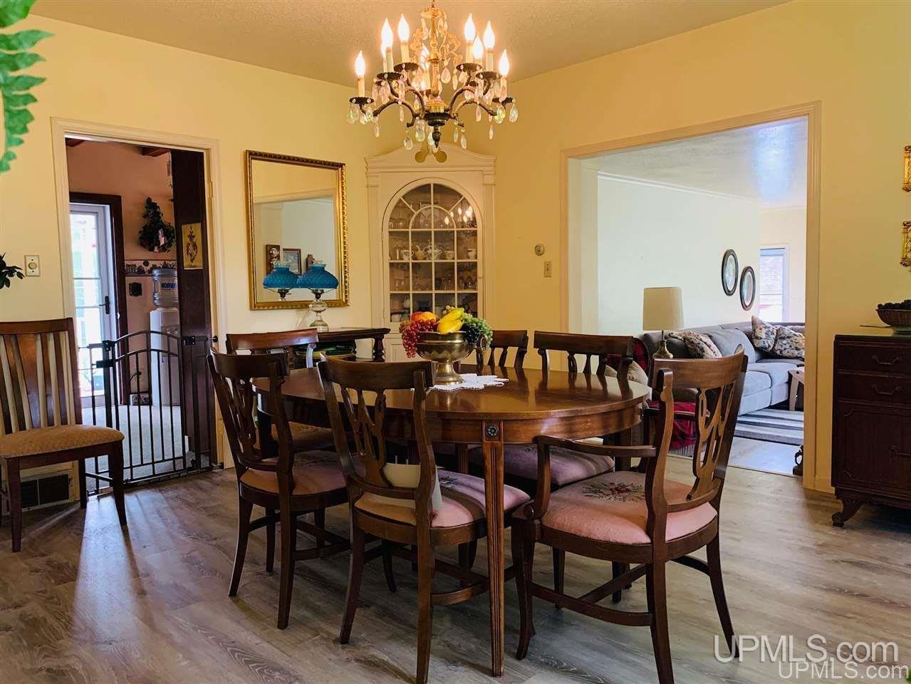 W521 County Road Niagara, WI 54151 - Photo 8 of 27