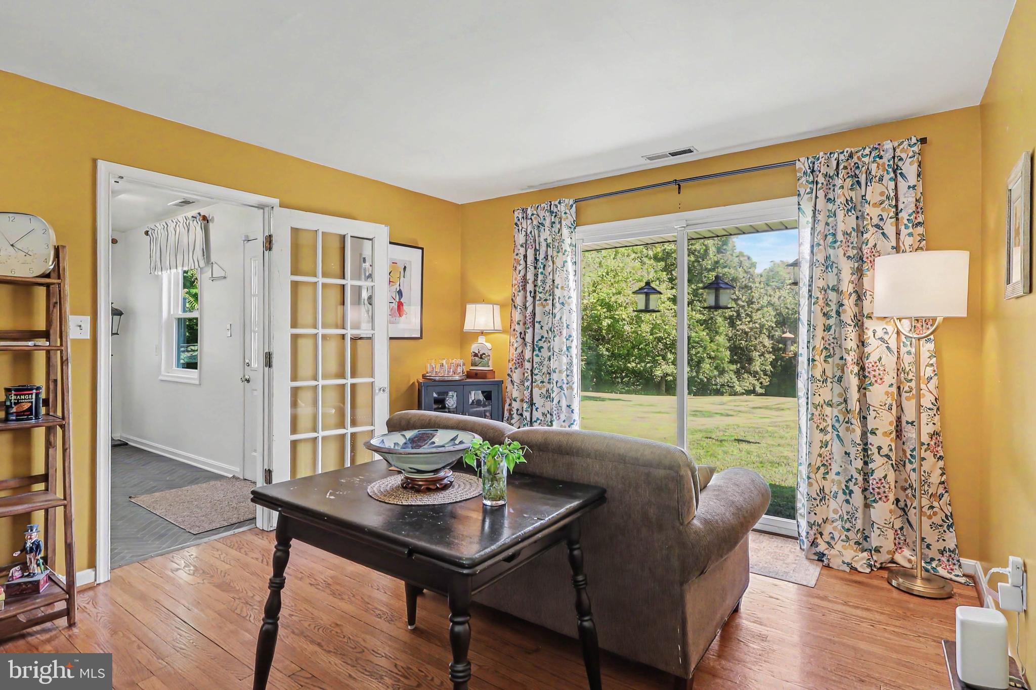 6493 Balls Mill Road Midland, VA 22728 - Photo 15 of 53 Family Room