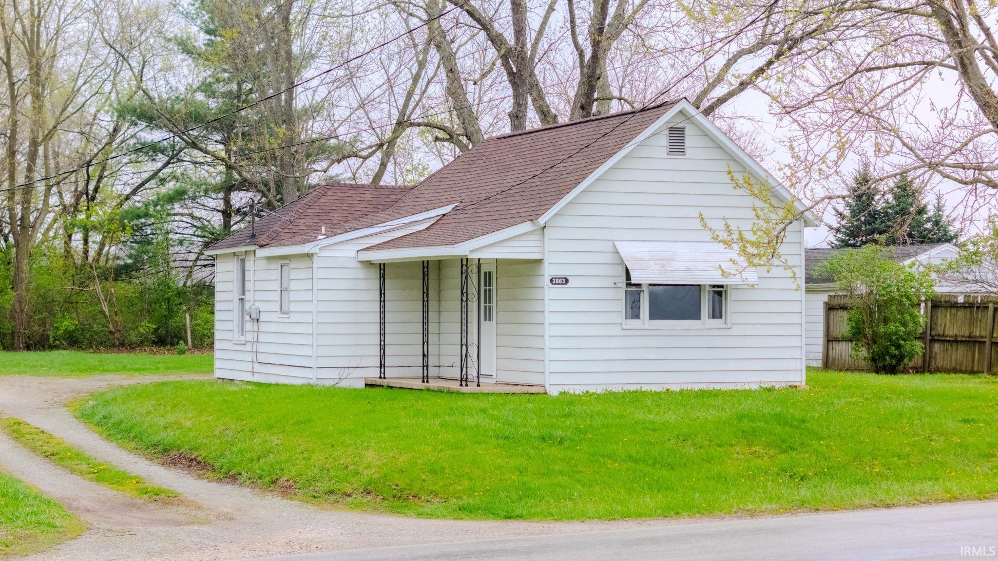 2863 South 700 West Wabash, IN 46992 - Photo 2 of 19