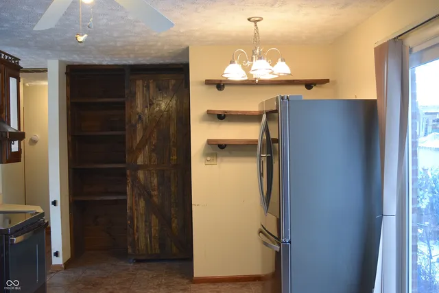 $325,000 | 5808 East County Road 150 North, Avon, IN 46123