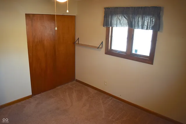 $325,000 | 5808 East County Road 150 North, Avon, IN 46123