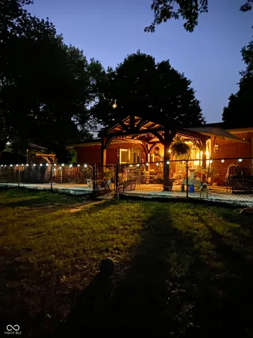 $325,000 | 5808 East County Road 150 North, Avon, IN 46123