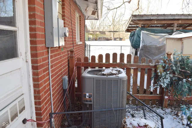 $325,000 | 5808 East County Road 150 North, Avon, IN 46123