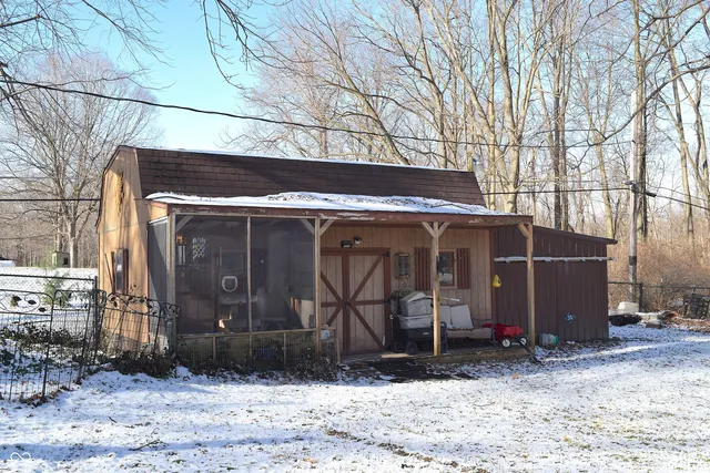 $325,000 | 5808 East County Road 150 North, Avon, IN 46123