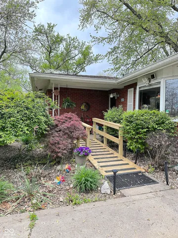 $325,000 | 5808 East County Road 150 North, Avon, IN 46123