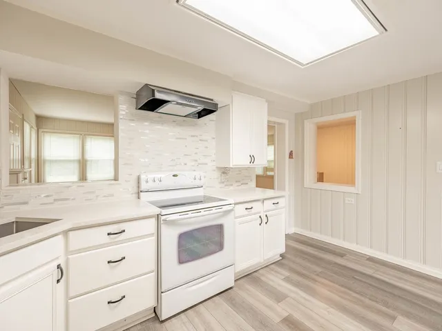 $419,900 | 465 South Elizabeth Street, Lombard, IL 60148