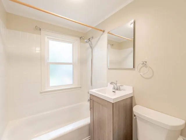 $419,900 | 465 South Elizabeth Street, Lombard, IL 60148