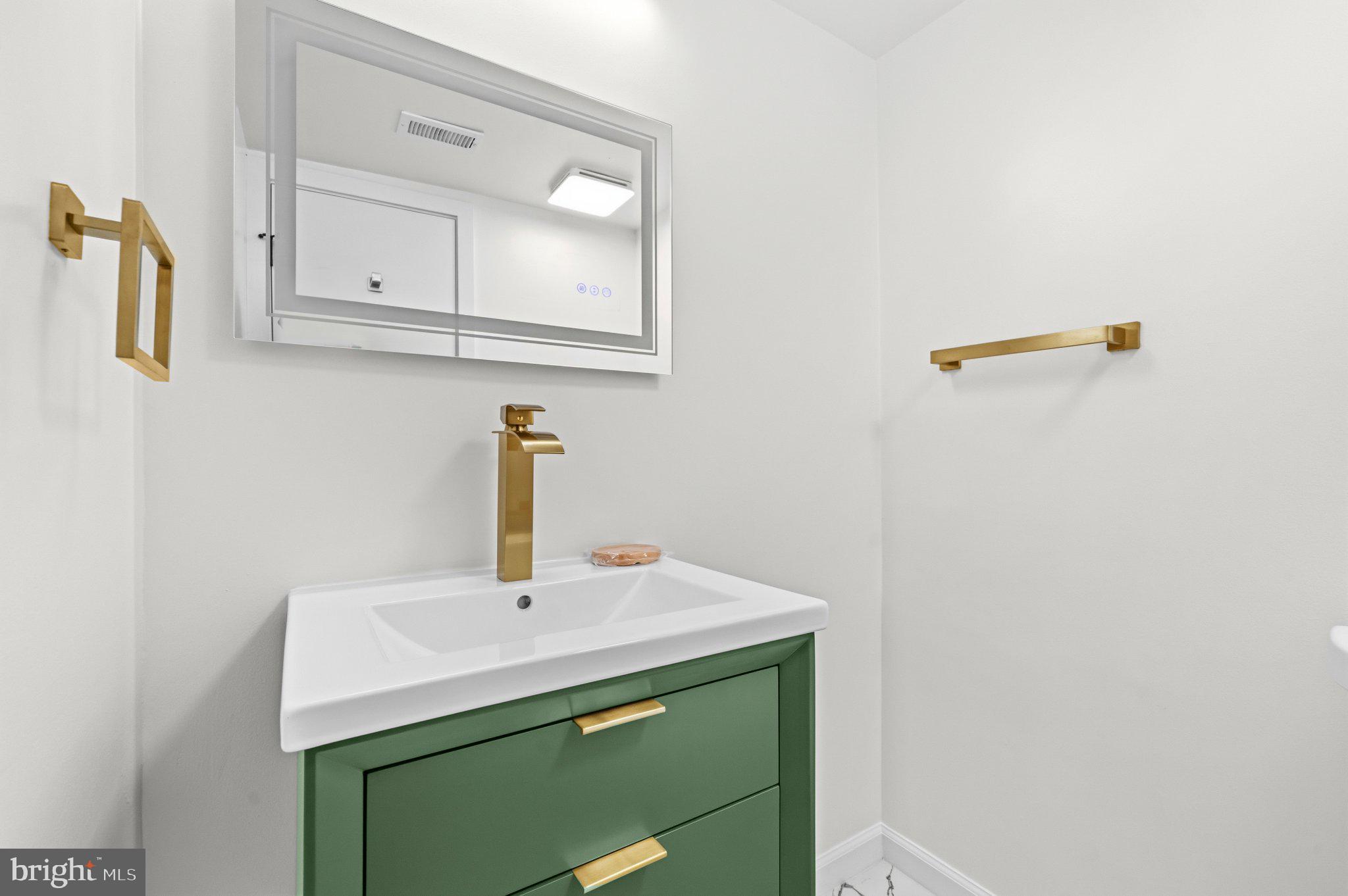 2103 Walsh View Terrace, Unit 102 Silver Spring, MD 20902 - Photo 17 of 21 Gallery Image 17