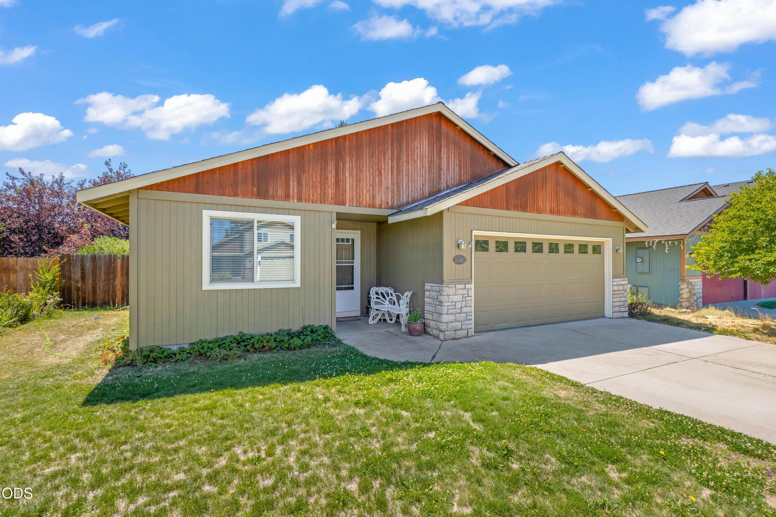 16465 Riley Drive La Pine, OR 97739 - Photo 1 of 30 Gallery Image 1