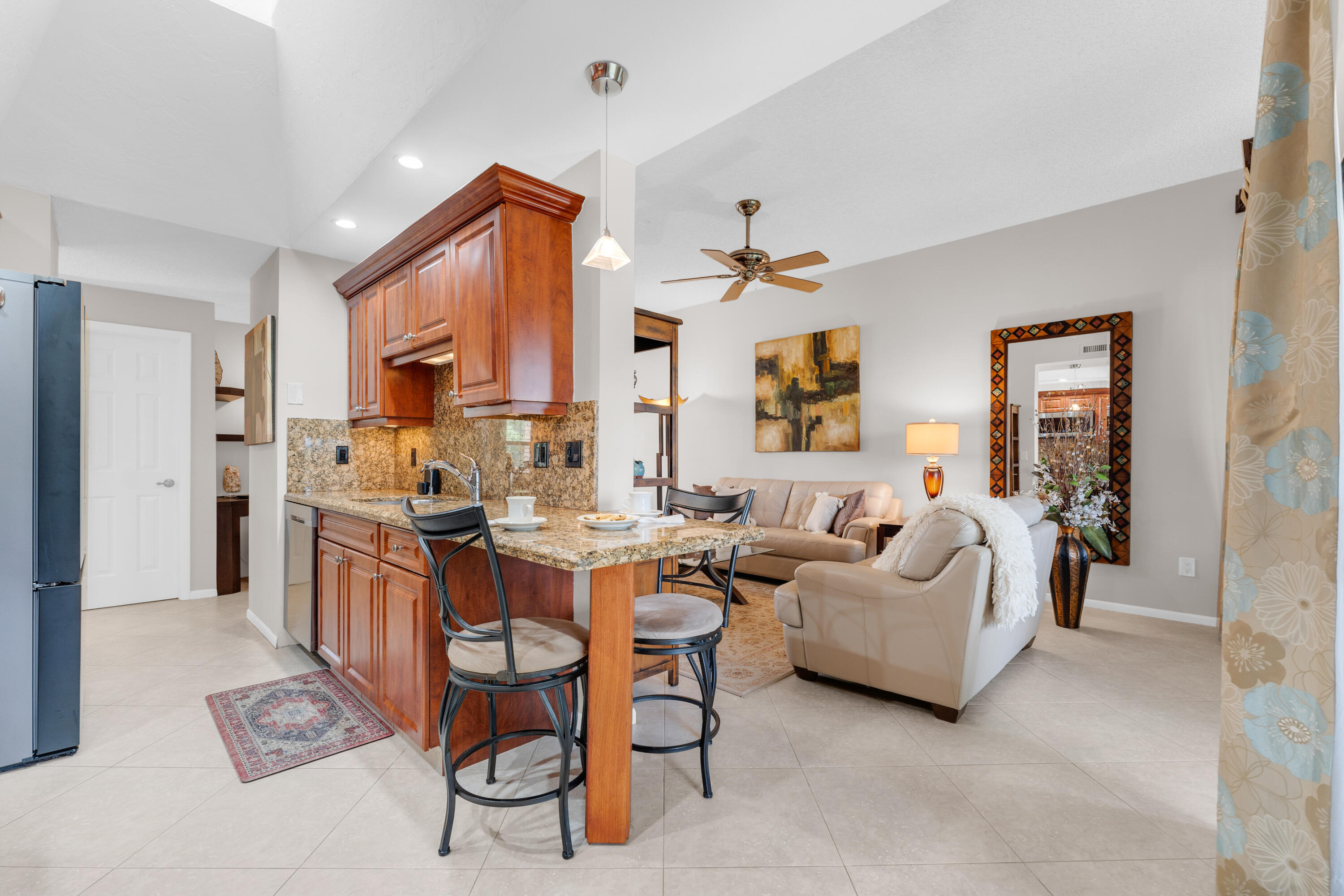 7460 La Paz Boulevard, Unit 309 Boca Raton, FL 33433 - Photo 14 of 44 8