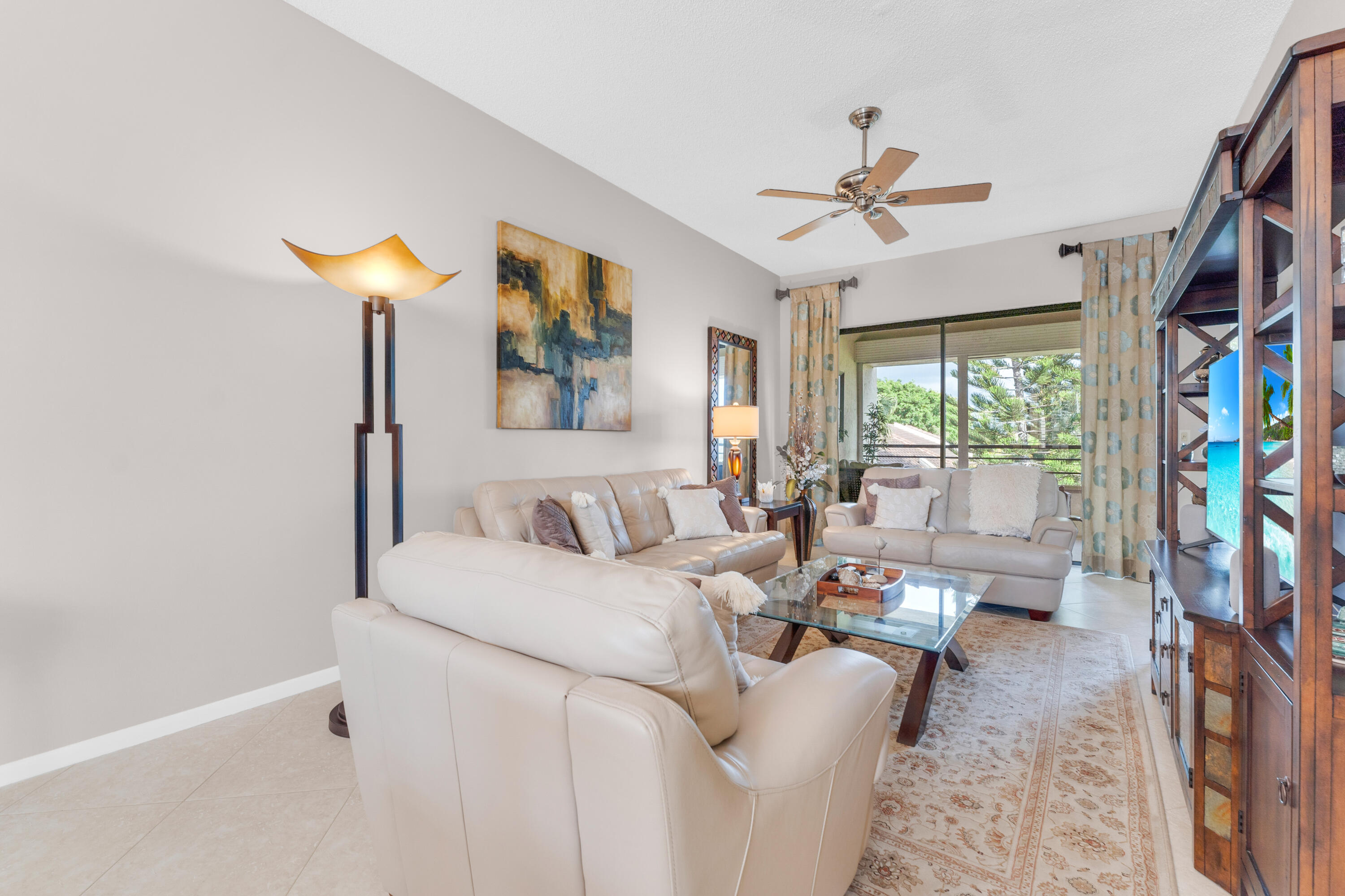 7460 La Paz Boulevard, Unit 309 Boca Raton, FL 33433 - Photo 8 of 44 55