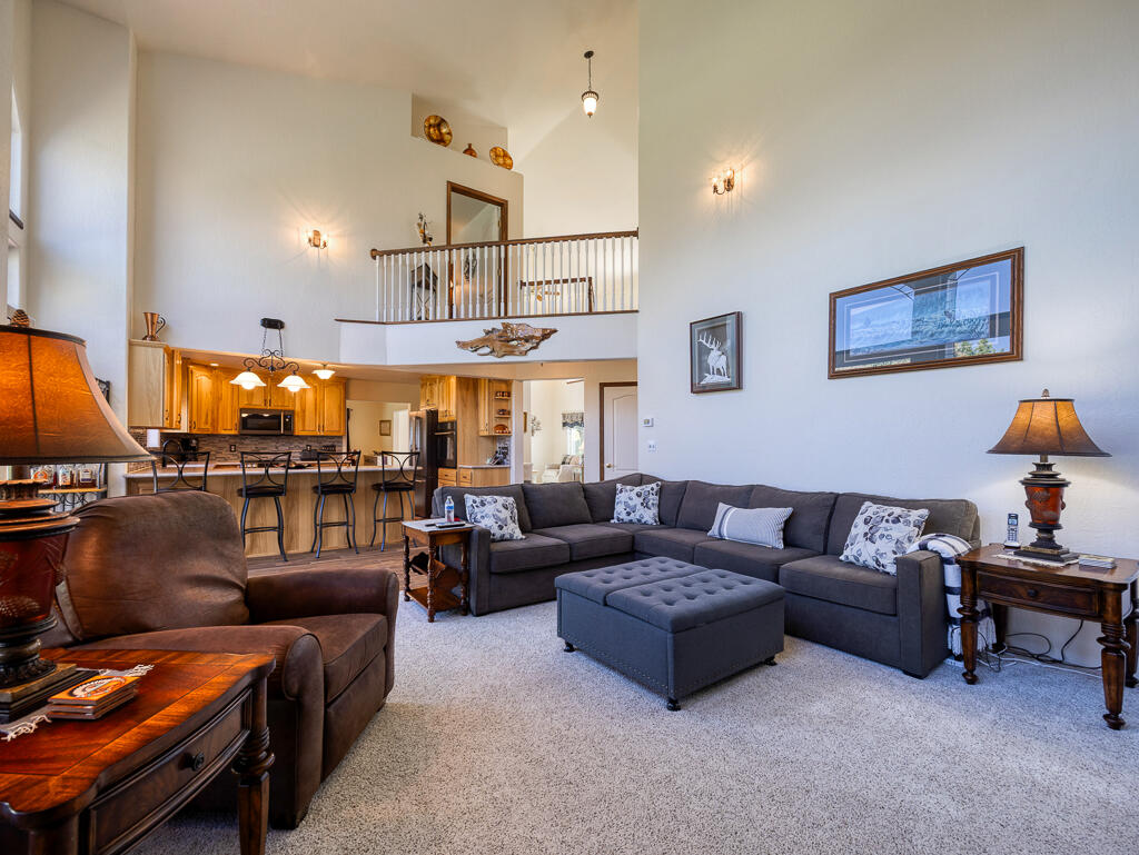 9015 Arant Road Klamath Falls, OR 97603 - Photo 13 of 41 Arant-14
