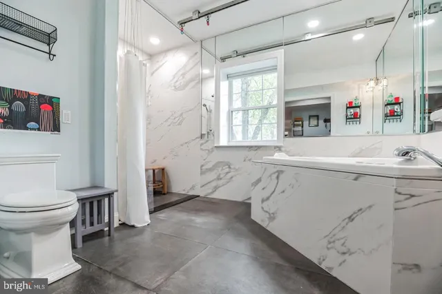 $799,900 | 465 Sablewood Drive, Huntingtown, MD 20639