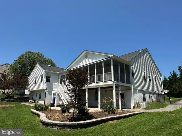 $799,900 | 465 Sablewood Drive, Huntingtown, MD 20639