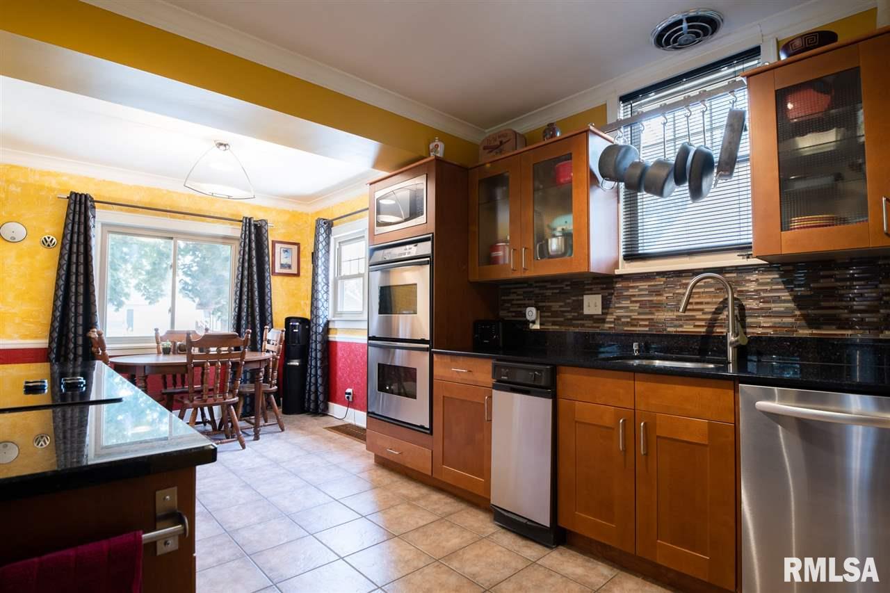 1329 West Circle Road Peoria, IL 61604 - Photo 28 of 36 Gallery Image 28