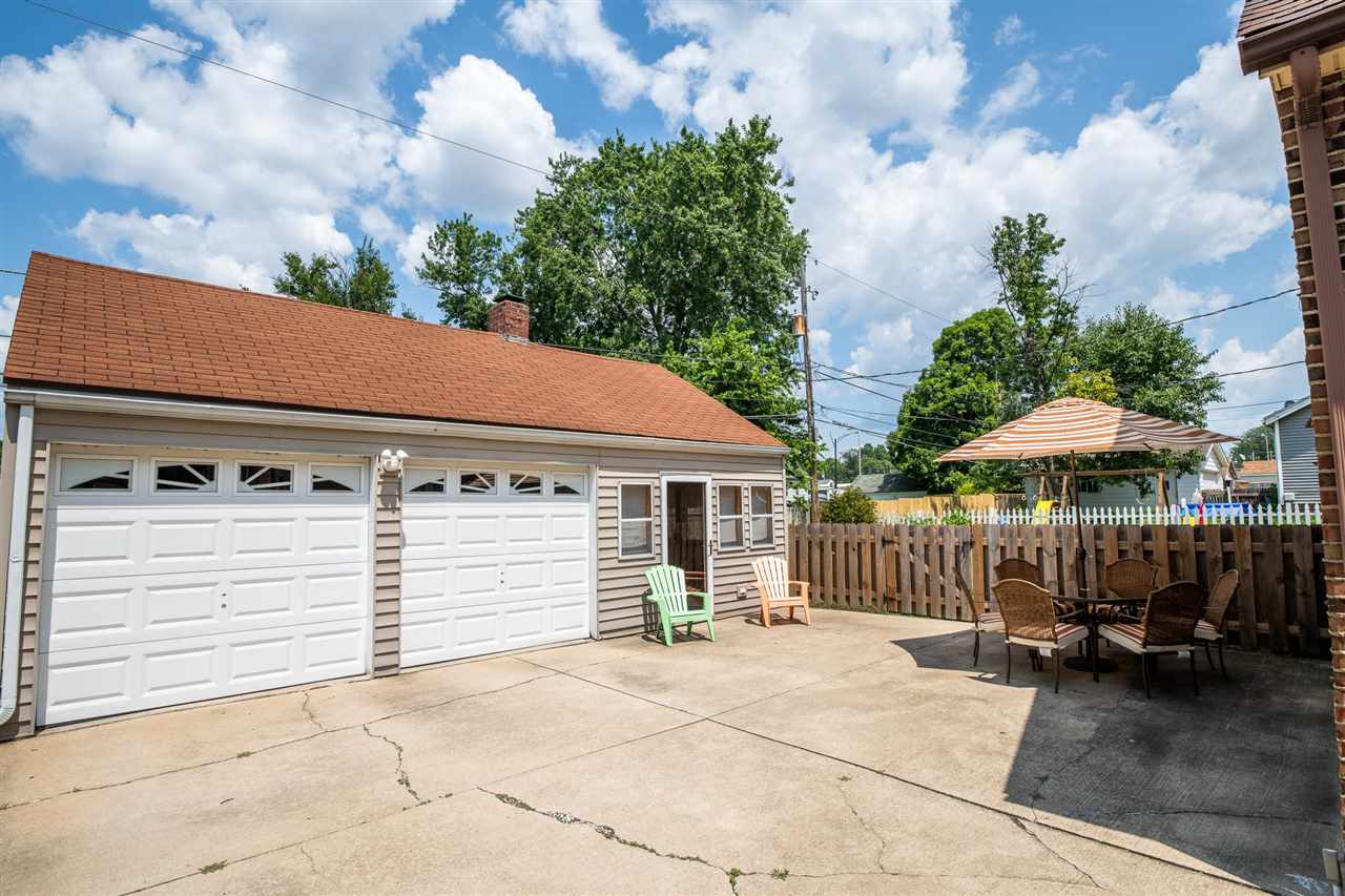1329 West Circle Road Peoria, IL 61604 - Photo 35 of 36 Gallery Image 35