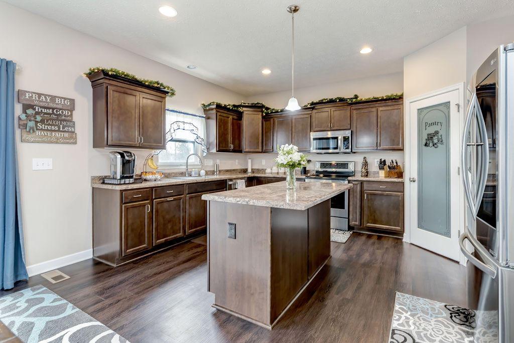 6752 Kilbourne Road Sunbury, OH 43074 - Photo 9 of 50