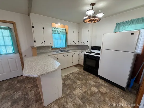 $149,900 | 23130 Salley Drive, Warsaw, MO 65355