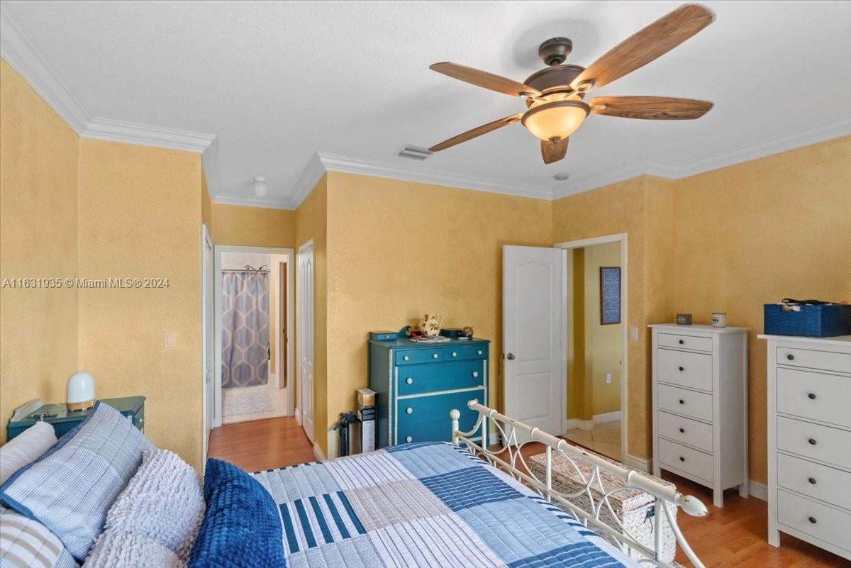 7741 Northwest 194th Terrace Hialeah, FL 33015 - Photo 12 of 27