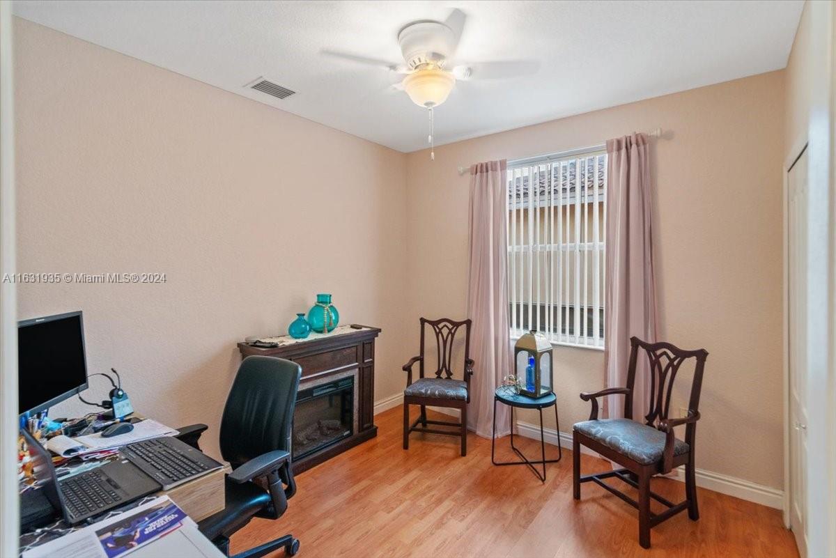 7741 Northwest 194th Terrace Hialeah, FL 33015 - Photo 16 of 27