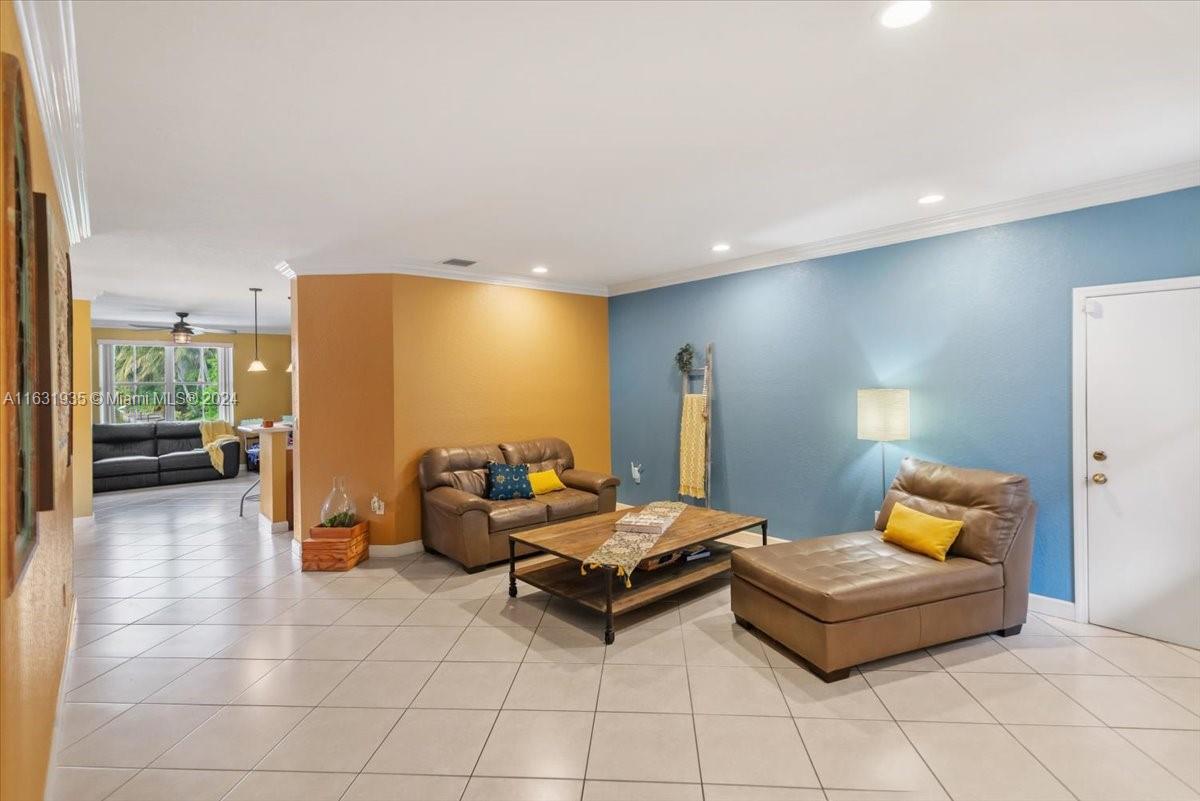 7741 Northwest 194th Terrace Hialeah, FL 33015 - Photo 4 of 27