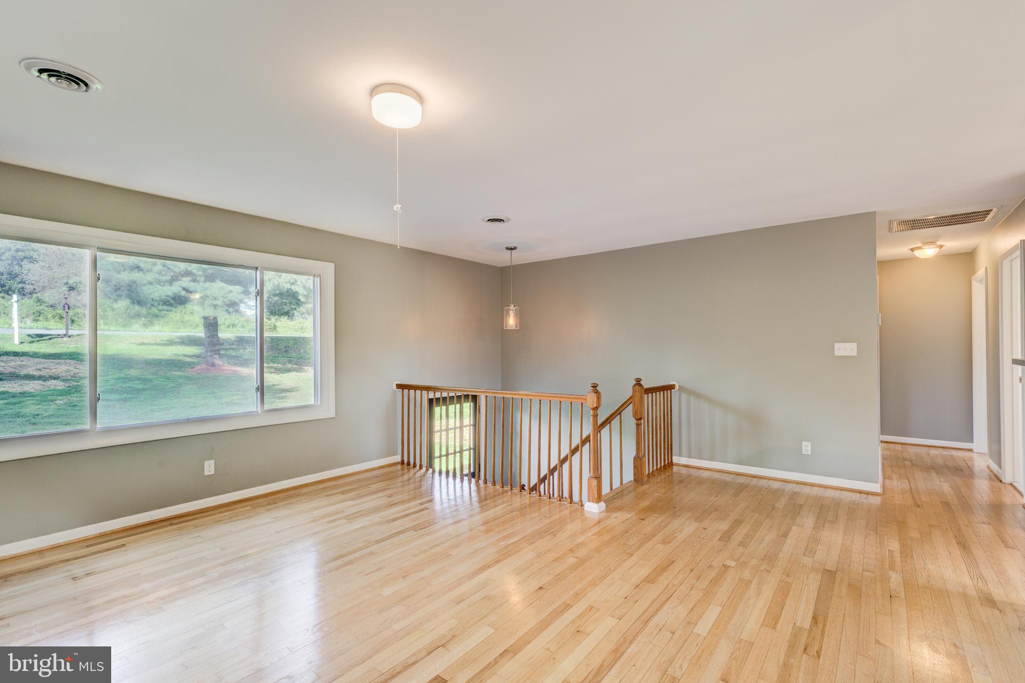 88 East Nicodemus Road Westminster, MD 21157 - Photo 4 of 43 Spacious Family Room
