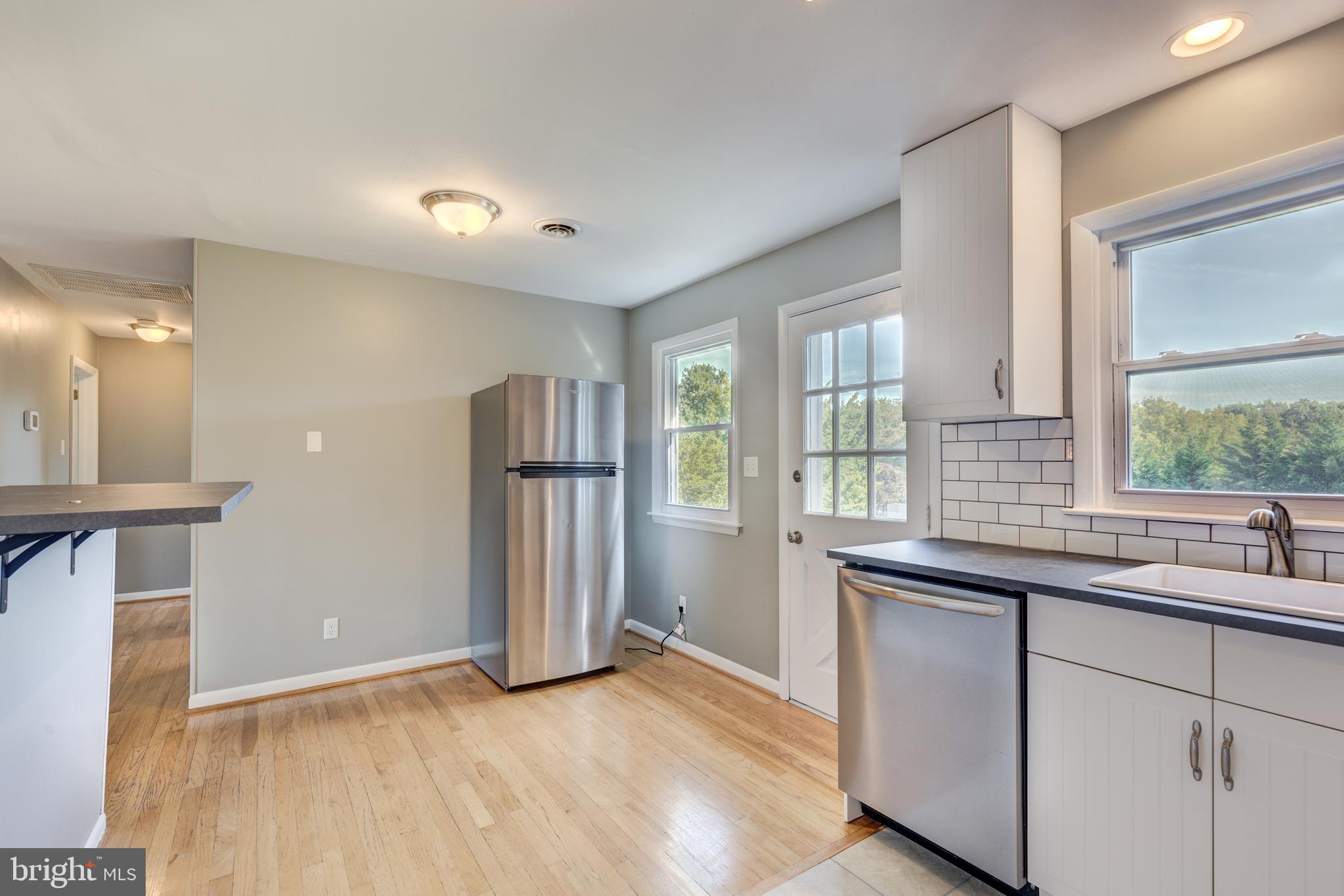 88 East Nicodemus Road Westminster, MD 21157 - Photo 9 of 43 Updated Kitchen