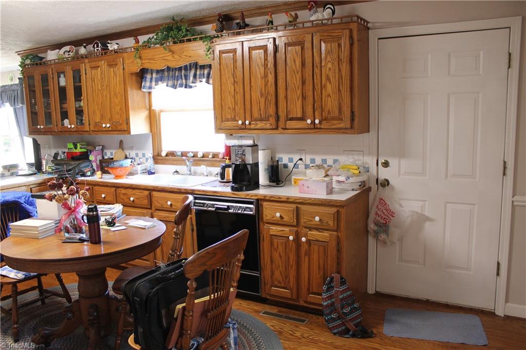 180 Eldora Road Ararat, NC 27007 - Photo 14 of 34 Gallery Image 14