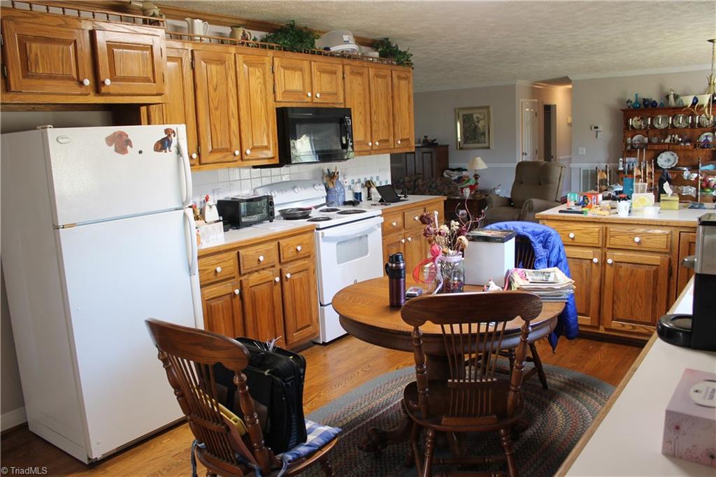 180 Eldora Road Ararat, NC 27007 - Photo 15 of 34 Gallery Image 15