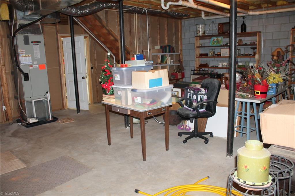 180 Eldora Road Ararat, NC 27007 - Photo 34 of 34 Gallery Image 34