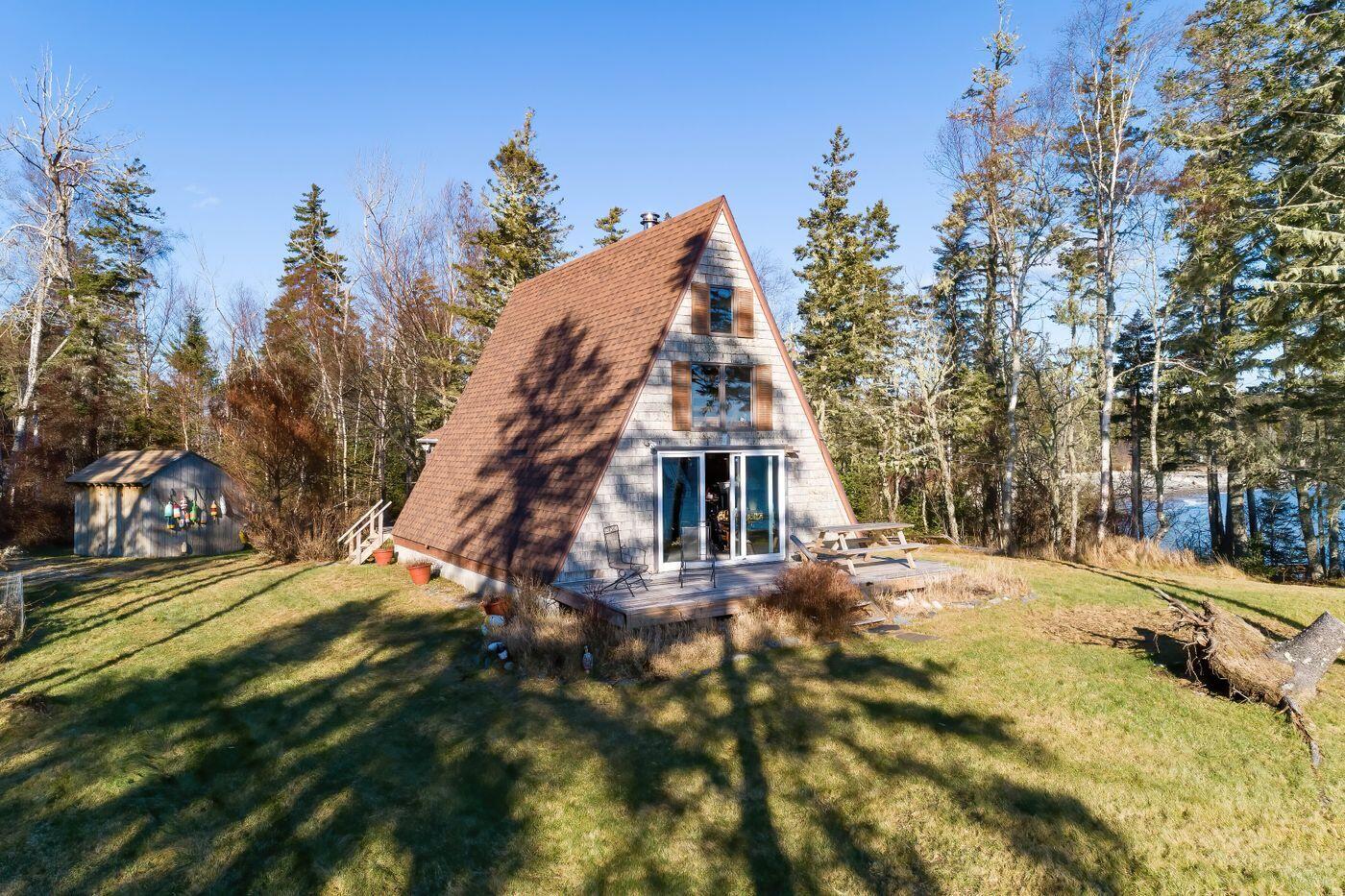 112 Lopaus Point Road Tremont, ME 04612 - Photo 15 of 25 W16-ME2085_15