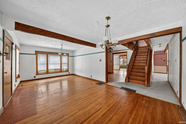 $1,150,000 | 1312 East Jackson Boulevard, Elkhart, IN 46516