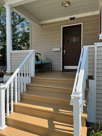 $1,850 | 311 South Wheaton Avenue, Unit B, Wheaton, IL 60187
