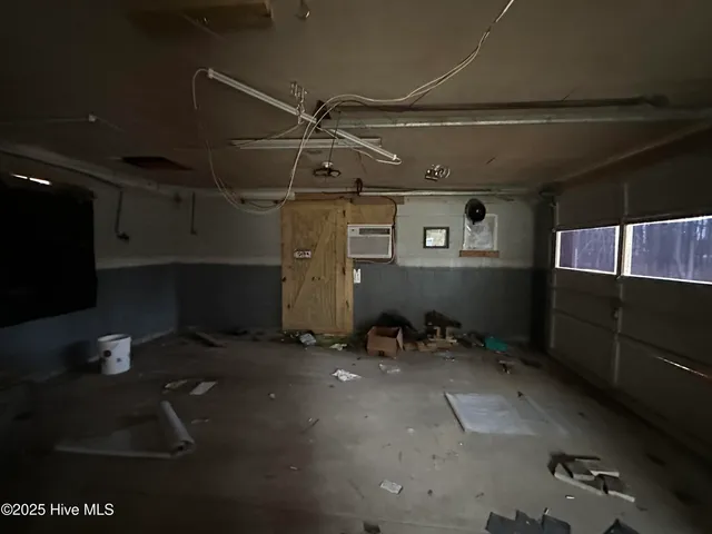 $90,000 | 219 Old Us Highway North, Windsor, NC 27983