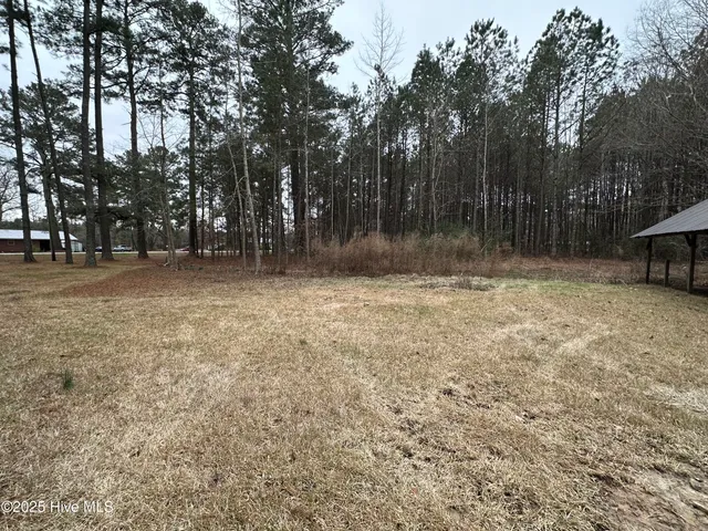 $90,000 | 219 Old Us Highway North, Windsor, NC 27983