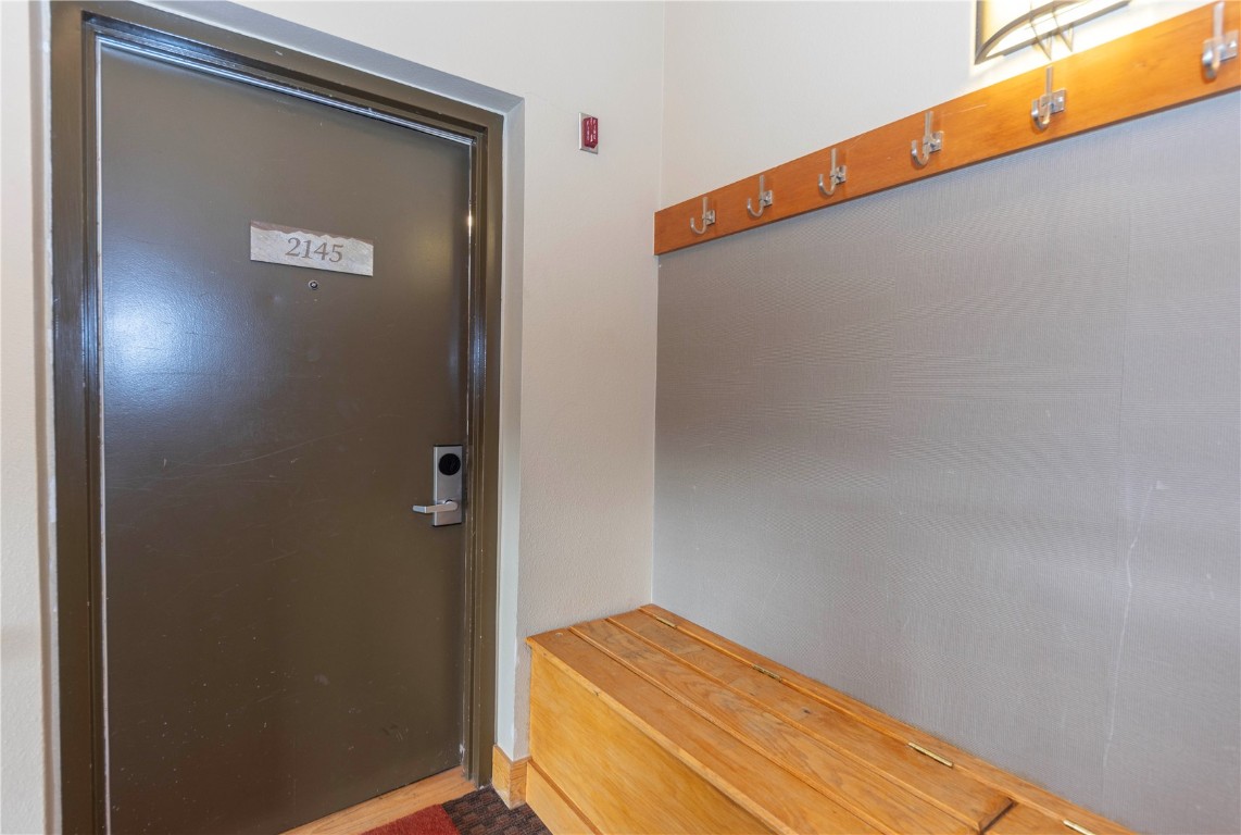 21630 Highway 6, Unit 2145 Keystone, CO 80435 - Photo 30 of 39 a view of a hallway