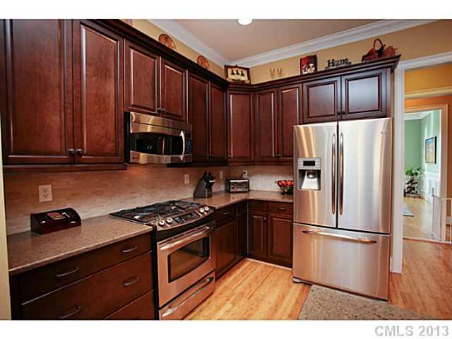 1074 Gardenia Street Fort Mill, SC 29708 - Photo 5 of 16 Gallery Image 5