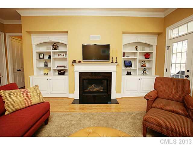 1074 Gardenia Street Fort Mill, SC 29708 - Photo 8 of 16 Gallery Image 8