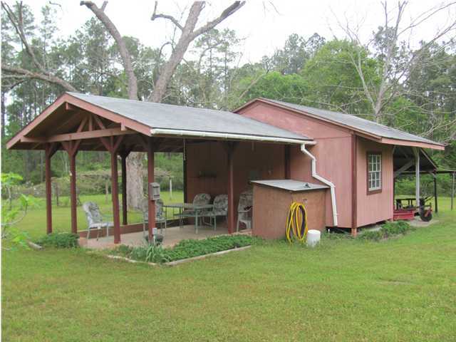 3556 Bob Sikes Road DeFuniak Springs, FL 32435 - Photo 4 of 9 Gallery Image 4