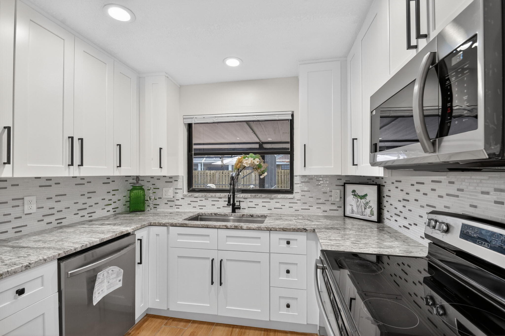 12260 Old Country Road South Wellington, FL 33414 - Photo 16 of 65 New kitchen