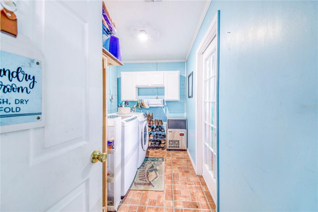 498 West 7th Street Frostproof, FL 33843 - Photo 17 of 44