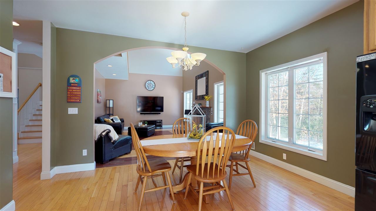 96 South Ridge Drive Manchester, NH 03109 - Photo 17 of 39