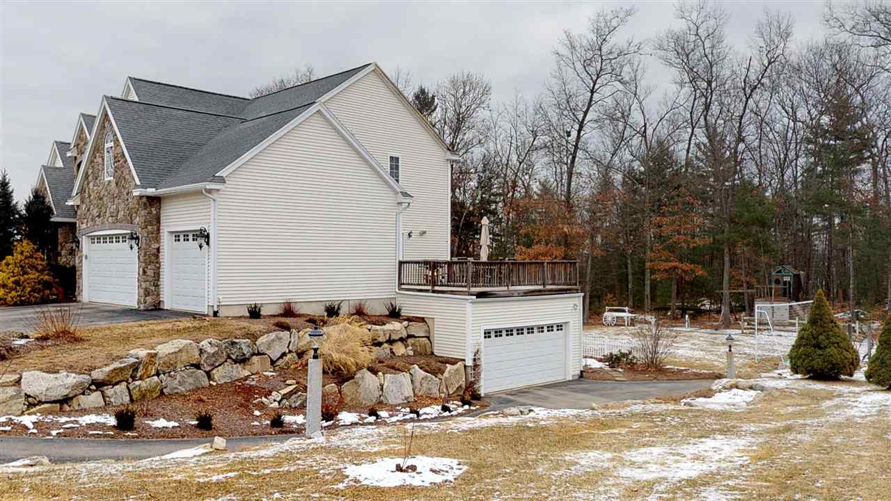 96 South Ridge Drive Manchester, NH 03109 - Photo 5 of 39