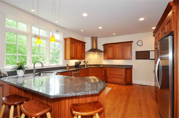 181 Stow Street Concord, MA 01742 - Photo 5 of 17