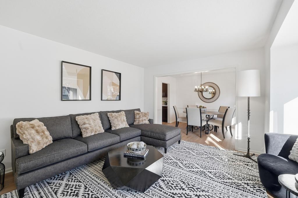 9948 Rosehill Road Lenexa, KS 66215 - Photo 22 of 41